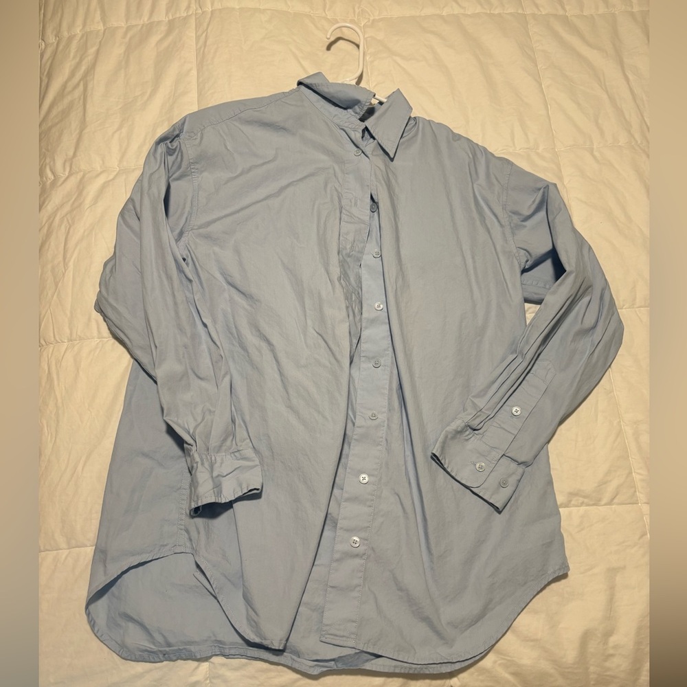 Aritzia button down